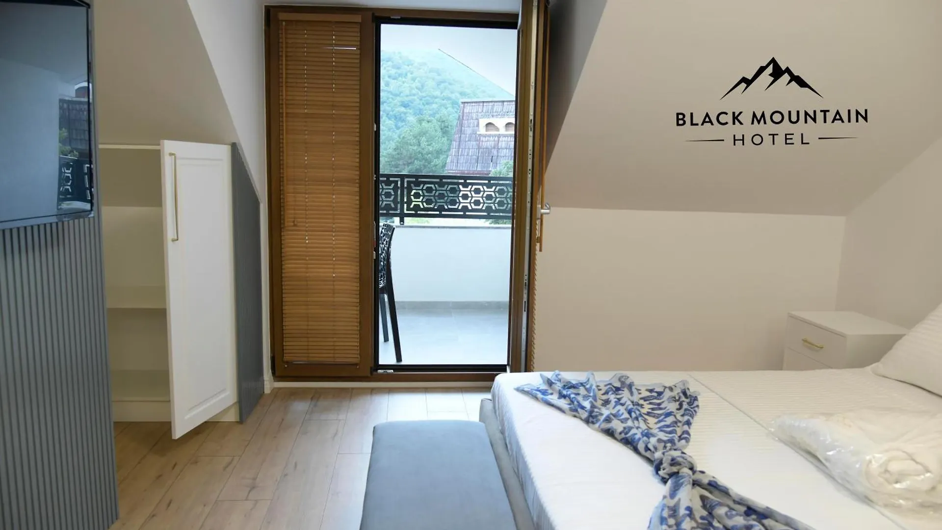 Blackmountain Hotel Bajram Curri 0*,